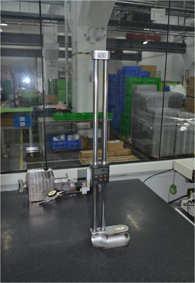 3、精密高度尺.JPG